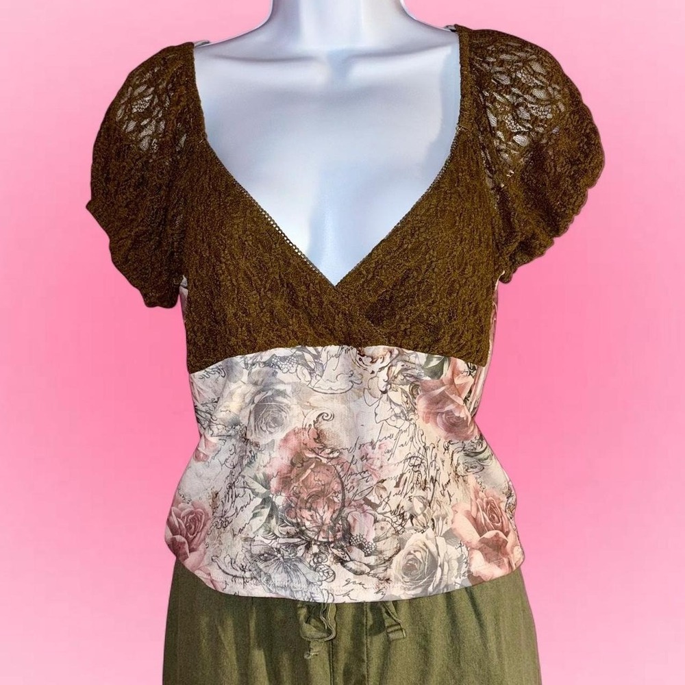 NWT Steve Madden Floral Lace Top Size M